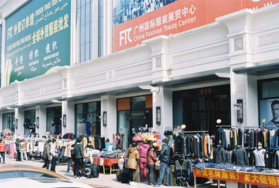 東風西路的日子