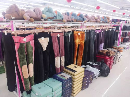 玉門火狐貍服裝批發(fā)城24號試營業(yè) 折扣巨獻(xiàn)，批發(fā)價(jià)格再創(chuàng)新低