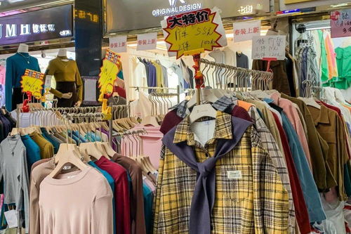 廣州服裝清倉大促 6大市場10元起，100元5件鞋帽批發(fā)最后一周